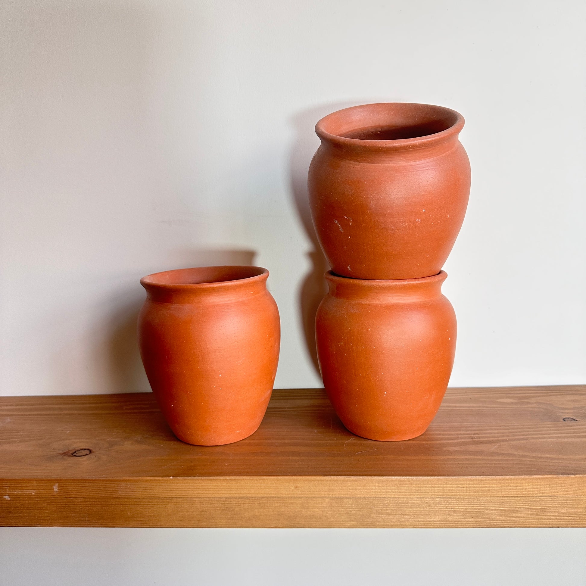 Shop a bundle of terracotta clay pot made in Egypt